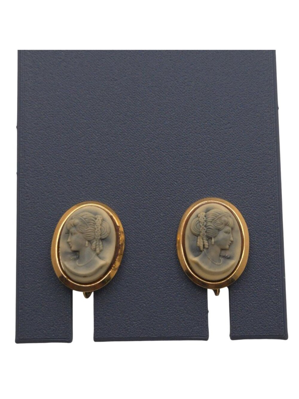 Vintage Cameo Clip-On Earrings Gold Tone Oval Design Victorian Art Deco Estate